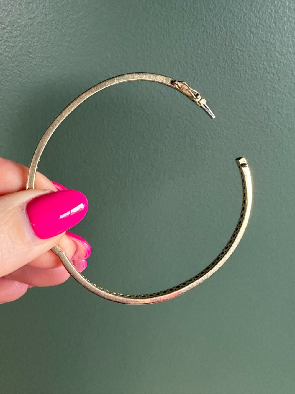 Vintage Plain 14k Gold Hinged Bangle Bracelet - Picture 7 of 9